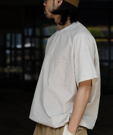 Bi-Material Raglan Wide Form T-shirt / 2colors