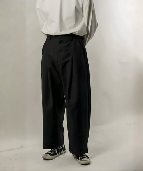 Wide Straight Tuck Pants | keels Wide Straight Tuck Pants | keels