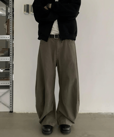Retro Loose Curved Pants