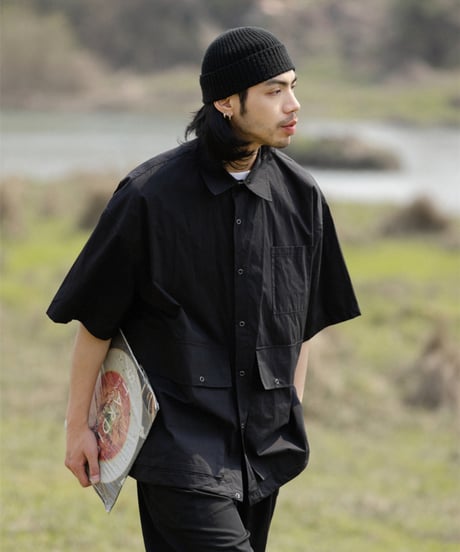 LOOSE LAPEL MULTI-POCKET SHIRT / 2COLORS