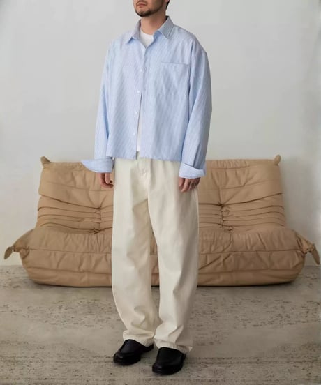 Wide-Silhouette Blue Striped Shirt