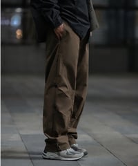 SIDE SPLIT EASY FIT PANTS / 2COLORS