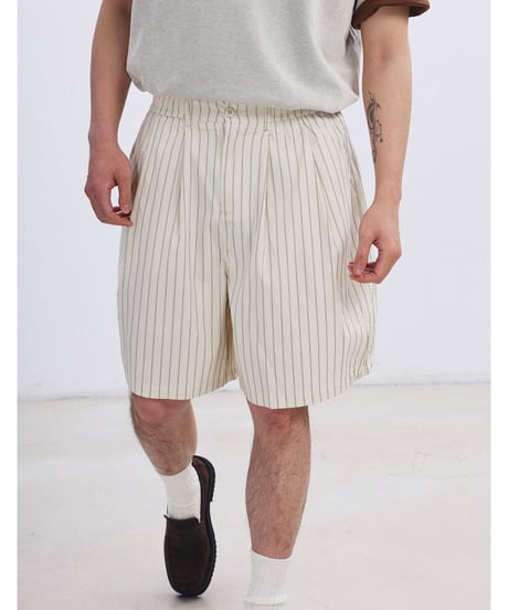 Clean Stripe Easy Short Pants