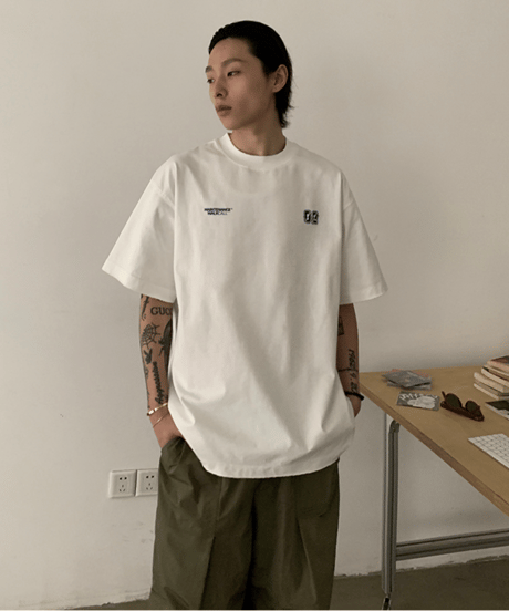 UPWARD WALK Oversized Graphic T-Shirt / 2COLORS