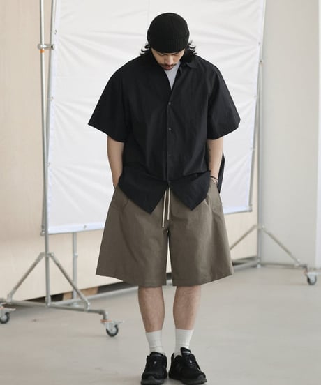 Pale Color Wide Silhouette Easy Short Pants / 4color