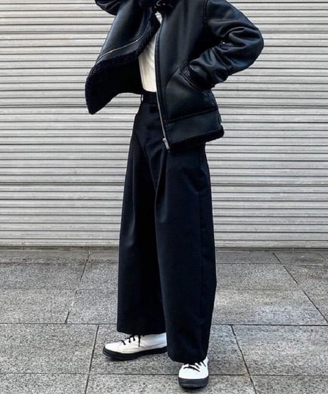 Wide Straight Tuck Pants