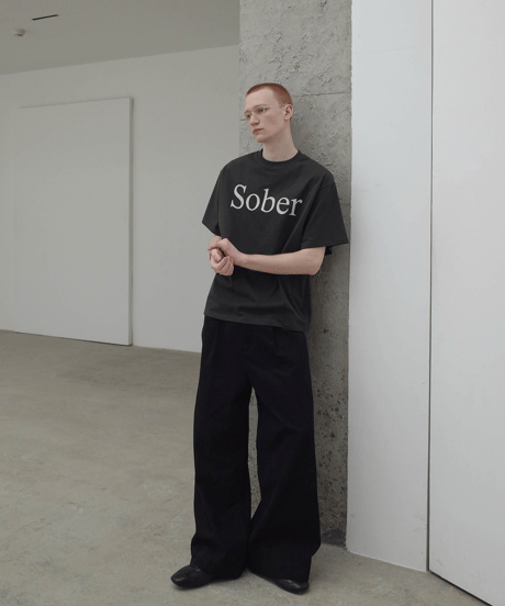 Sober Typography Relax Fit T-shirt / 2color