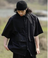 LOOSE LAPEL MULTI-POCKET SHIRT / 2COLORS