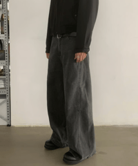 Black Wash Curved  Loose Jeans