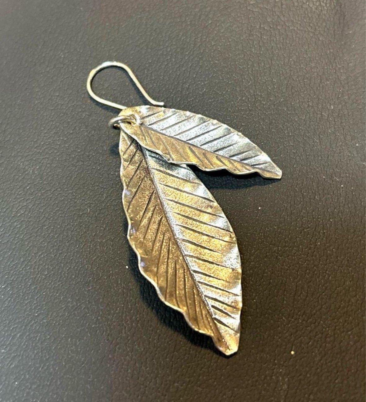 カレンシルバー ピアス リーフ | 旅するエスニック humming bird カレンシルバー ピアス リーフ | 旅するエスニック humming bird
