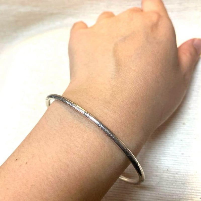 カレンシルバー バングル Bracelet | 旅するエスニック humming bird