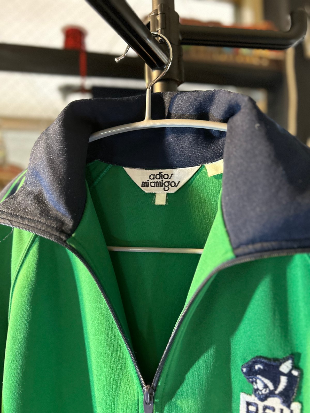 緑色 ジップアップジャケット adidas コート ジャケット モノグラム トラックトップ