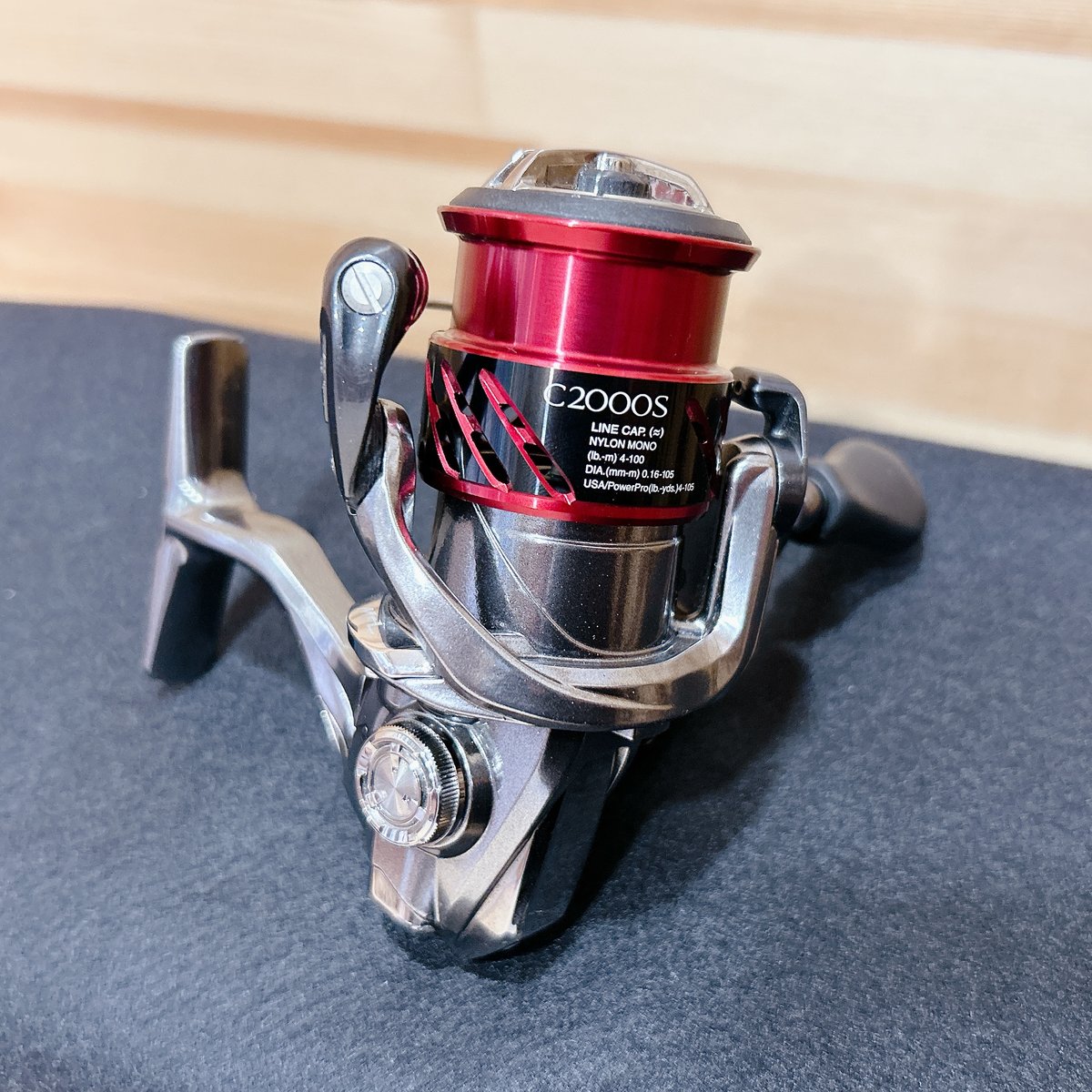 美品中古リール】 ◉Shimano ☆ '16 ストラディック CI4+ C2000S