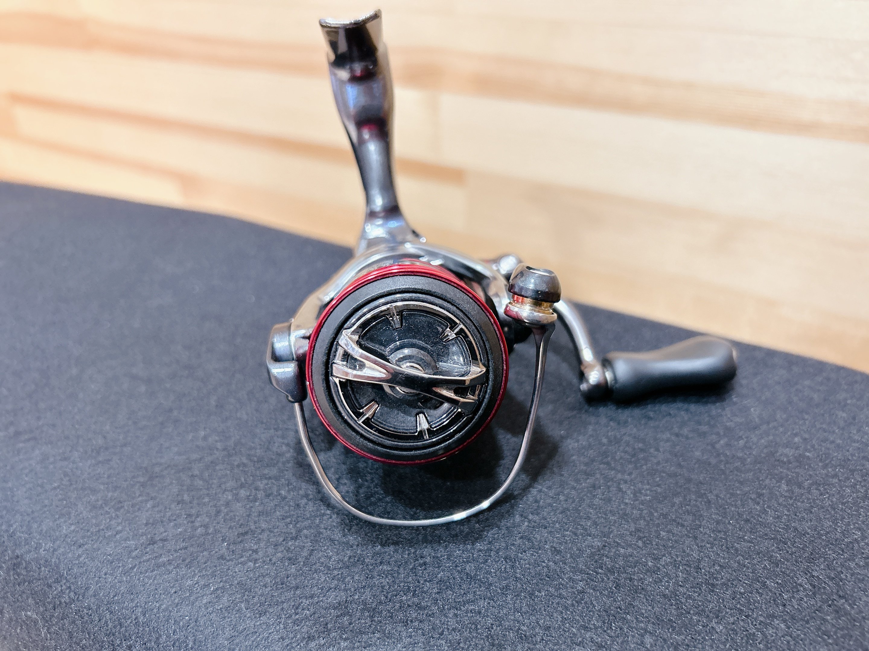 美品中古リール】 ◉Shimano ☆ '16 ストラディック CI4+ C2000S