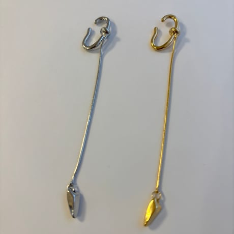 雫チャームロングイヤーカフ