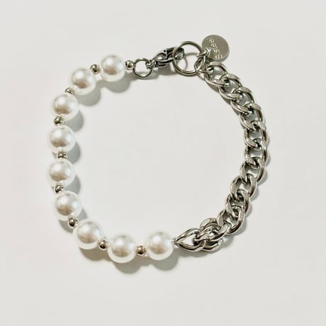 再入荷！パールハーフサージカルブレスレット