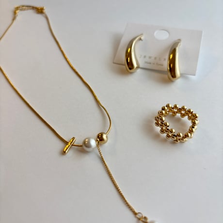 ドロップバー ピアス