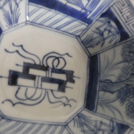 古伊万里　染付　巻物草木文八角鉢A　江戸後期（銀継）