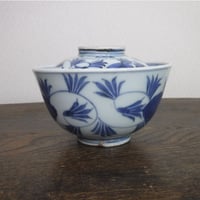 古伊万里　染付　花唐草蓋付き茶碗C　江戸期（金継）