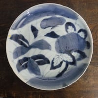 古伊万里　染付 牡丹花葉文 中皿A　江戸期(ほつ銀継）