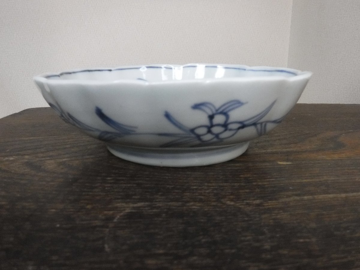 古伊万里 染付 花蝶文 輪花 なます皿D 江戸期（ニュウ） | 暮しの染付舎