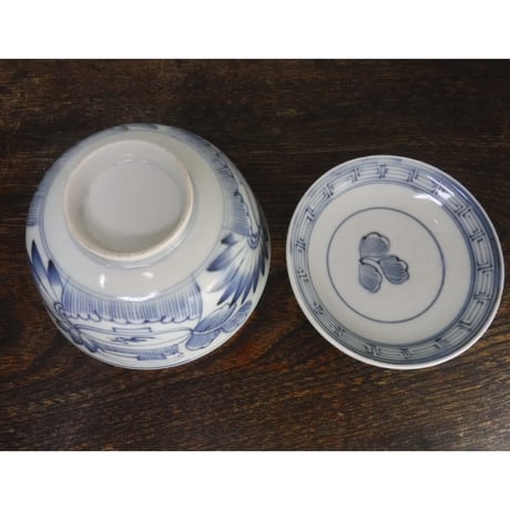 古伊万里　染付　蓮花文　蓋付き茶椀A　江戸期