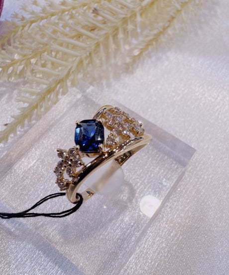 JGJE20004  K18YG S0.65ct/D0.30ctリング