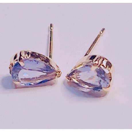 1636 K18YG 5X7 1.1ctゾイサイトピアス