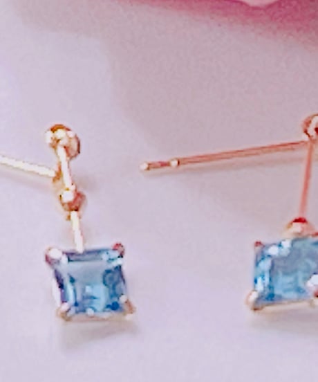 3527 ブルートパーズK18 ピアス