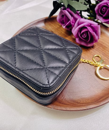 2396 1個ブラックポーチ