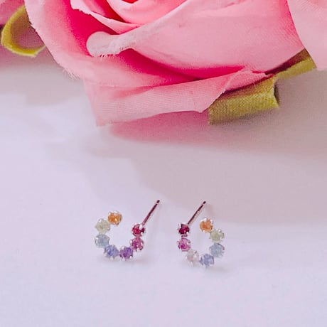 3530 K18WG タンザナイト/ペリドット/シトリンピアス