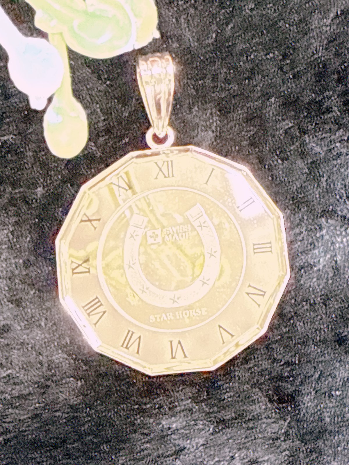 メ*リ様 K18&K24ペンダント、総重量1.3g、 50630 K24YG/K18YG枠 1/25 5.1g お馬コインペンダント | Naott