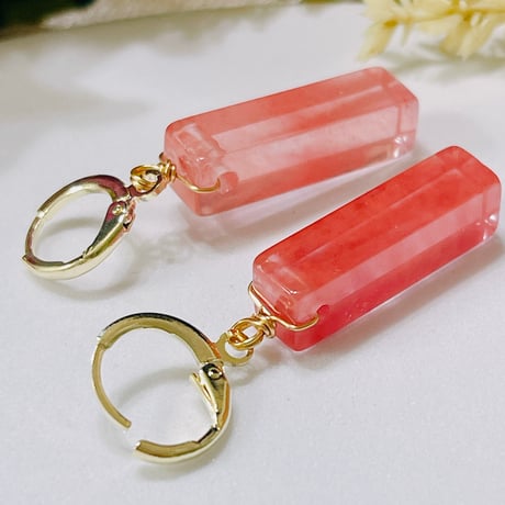 9023 ピアス　ストーベリークオーツ