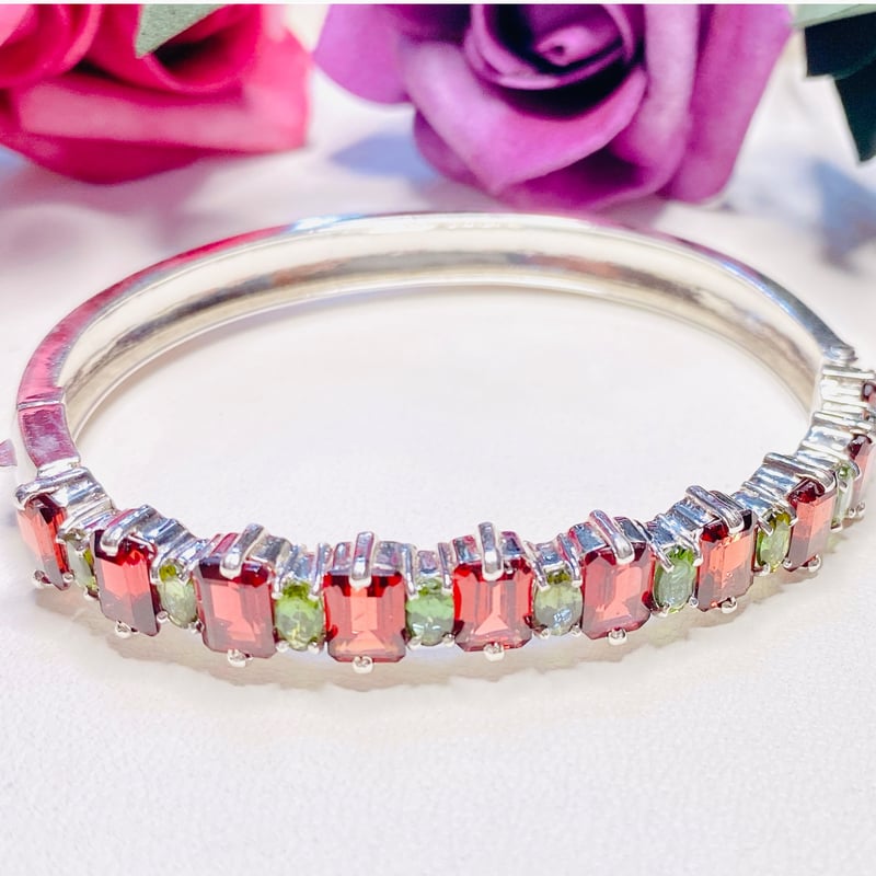 カトちゃん様 32131 ガーネット、グリーンダイオブサイドバングル