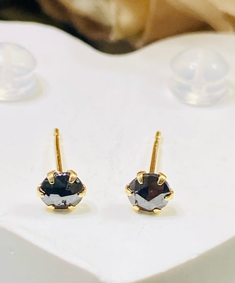 8205 K18YG 0.30ct BLACK DIAMOND ピアス