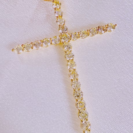 プクココ様 20941 K18YG D2.0ct クロスネックレス