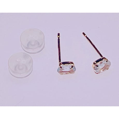 1439  K18YG 3X4 0.2ctアクアマリンピアス