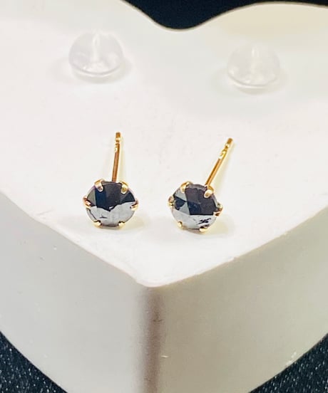8201 K18YG 0.50ct BLACK DIAMONDピアス