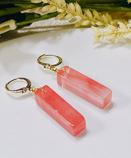 9023 ピアス　ストーベリークオーツ