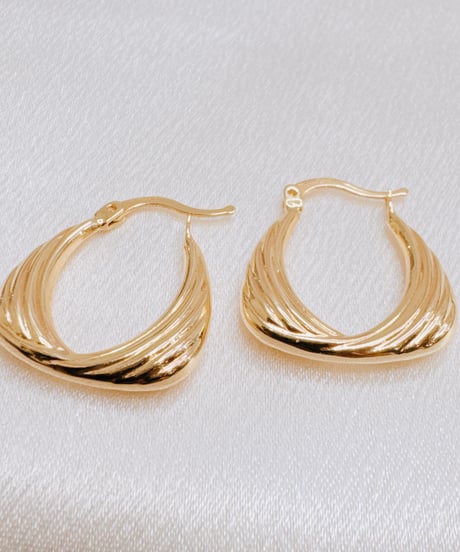 SOTALOVE様 TJF20802 K18YG 2.87g ピアス