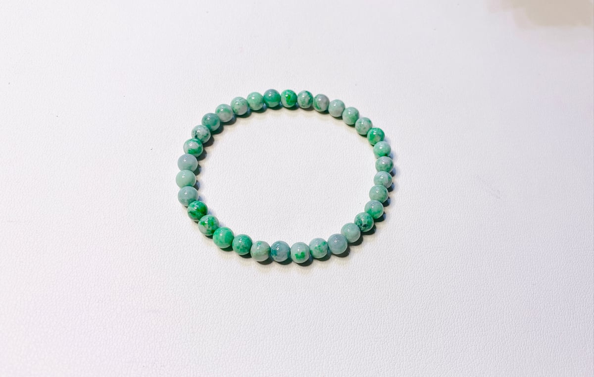 まぁぁ様 32009 6mm 糸魚川産翡翠ブレスレット | Naotto's shop