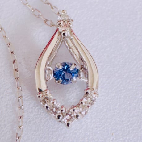 6119 PT900 ベニトアイト0.03ct/ダイヤモンド0.03ctダンシングネックレス