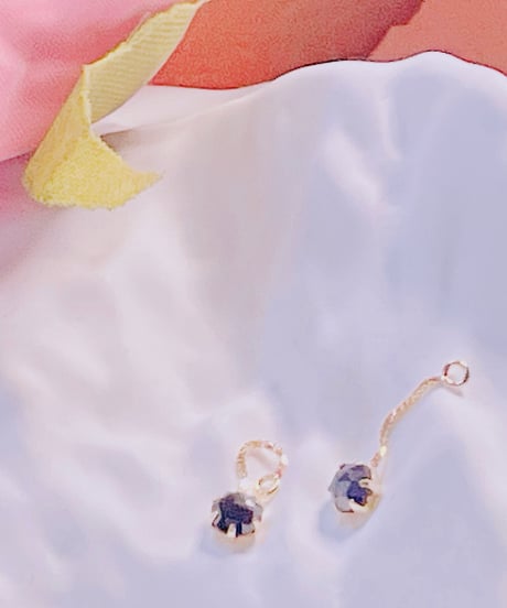 2524 K18YG 0.4ct ブラックダイアモンドたらりん2way