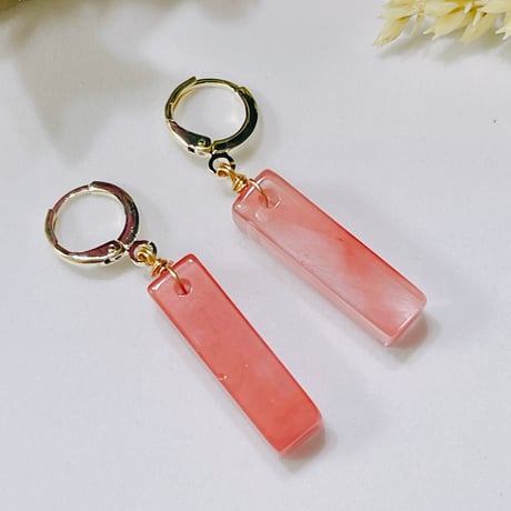 9023 ピアス　ストーベリークオーツ
