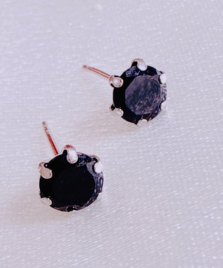 32229 PT オニキスピアス