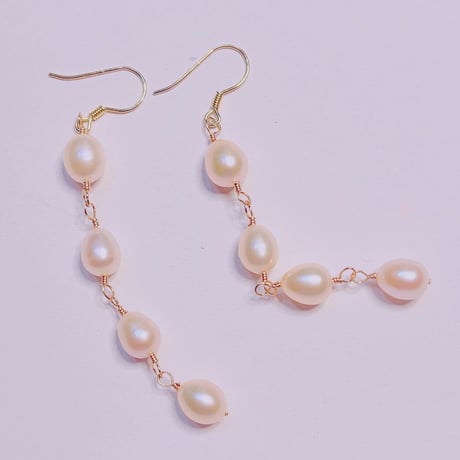 1819 オレンジピンク淡水パールフックピアス
