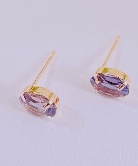 8871 K18YG 5x7 1.20ct アイオライトピアス