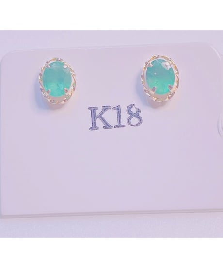 1563 K18 0.5ctエメラルドピアス