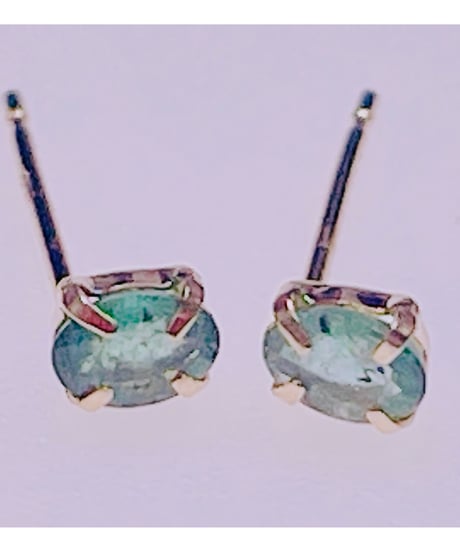1436  天然エメラルドピアス　K18YG 3X4 0.3ct