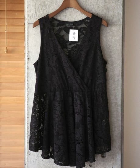 Y2K zenobia all lace sleeveless tunic made in usa